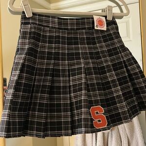 Syracuse tailgate skirt